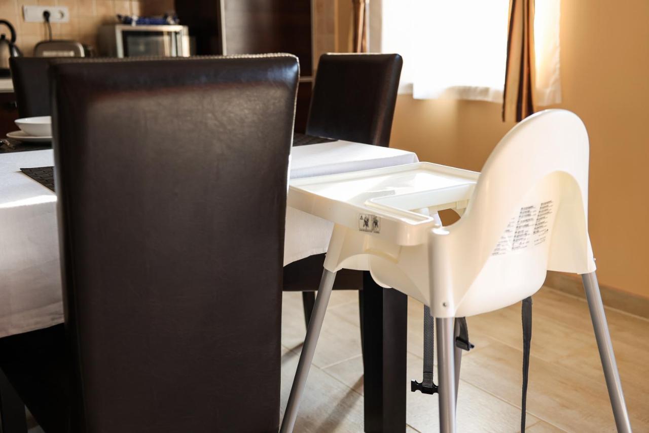 Muflon Apartman Jakuzzis Vendeghaz Many エクステリア 写真